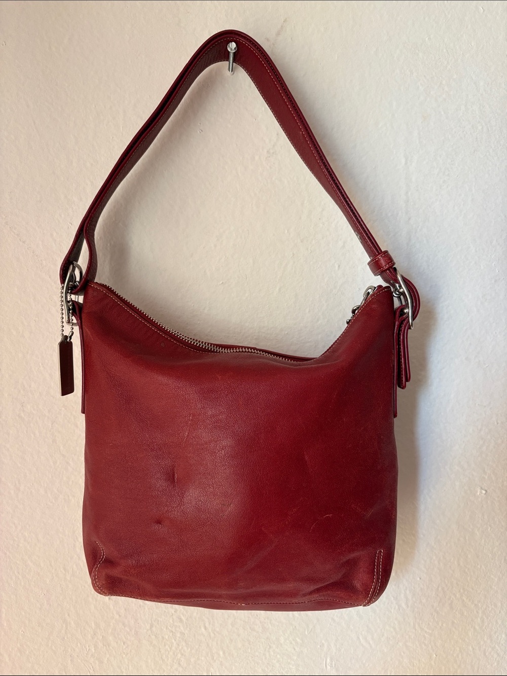 Vintage COACH Red Leather Legacy slim hobo shoulder bag adjustable #9326